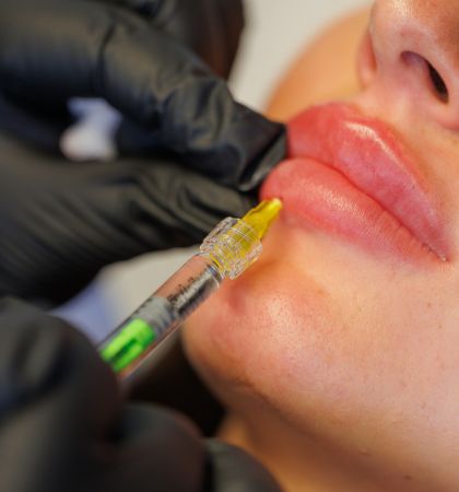 12-Ästhetische Behandlung 420 X 450