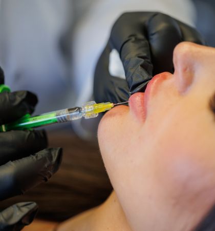 2-Ästhetische Behandlung 420 X 450